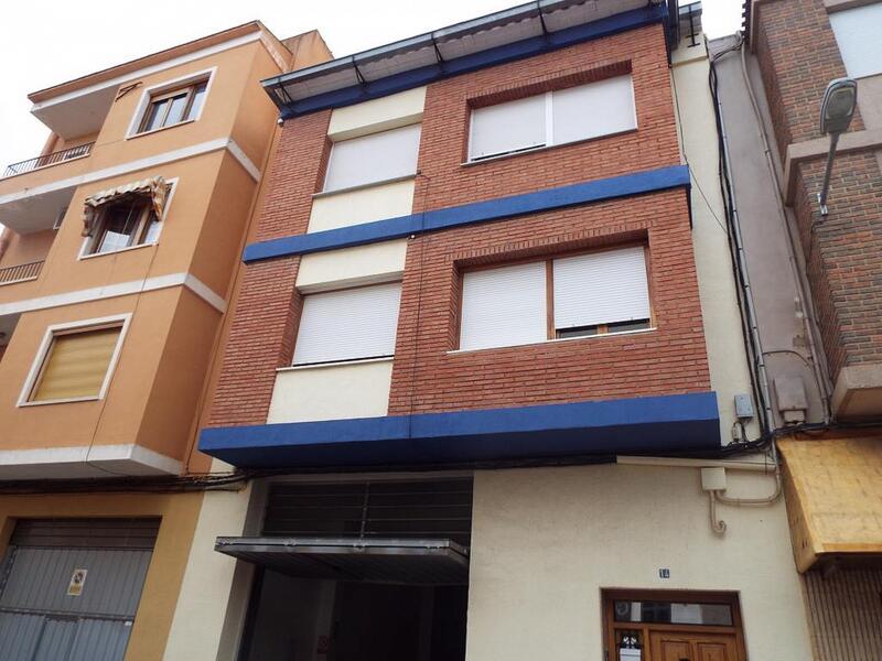 Townhouse for sale in Caudete, Albacete