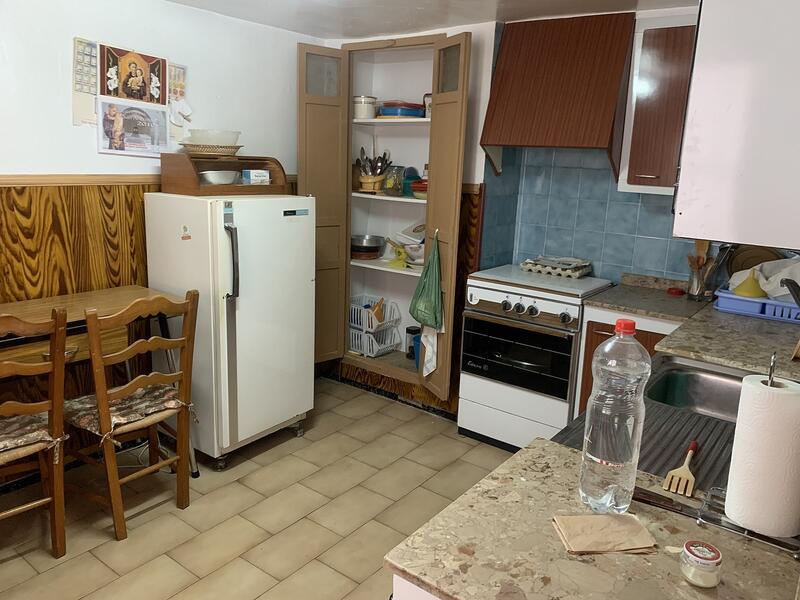 3 slaapkamer Gezinswoning Te koop