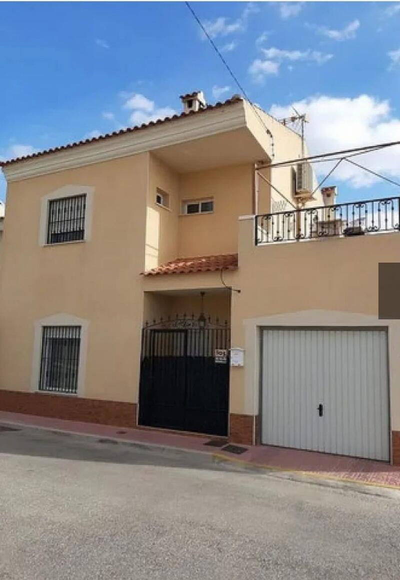 Maison de Ville à vendre dans Hondon de los Frailes, Alicante