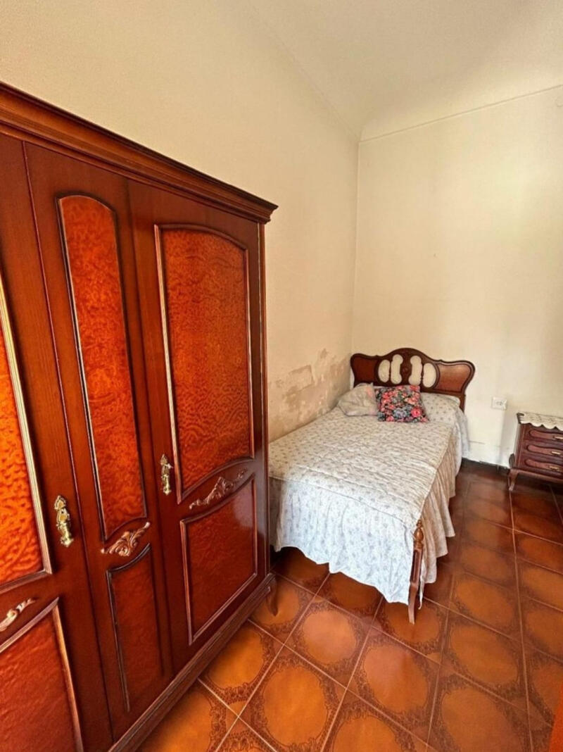 6 Cuarto Adosado en venta