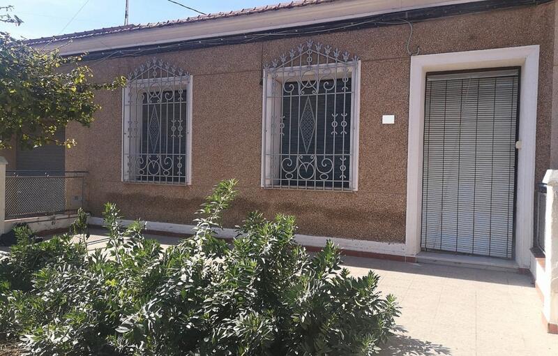 Townhouse for sale in Los Montesinos, Alicante