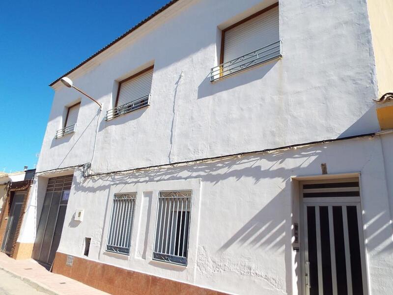 Commercial Property for sale in Caudete, Albacete