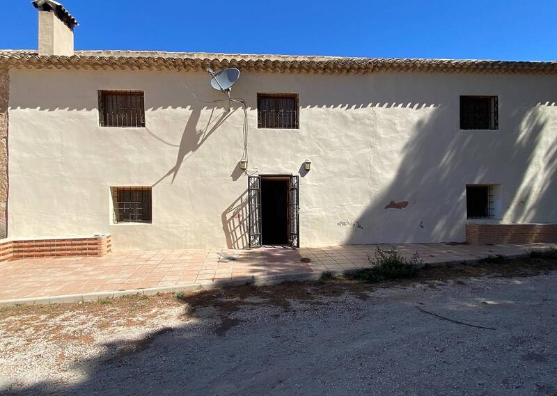 Auberge à vendre dans Salinas, Alicante