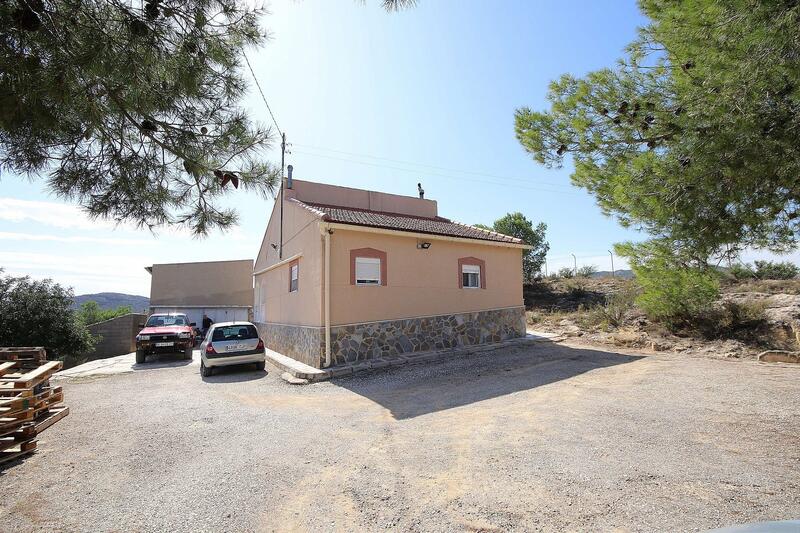 3 bedroom Country House for sale