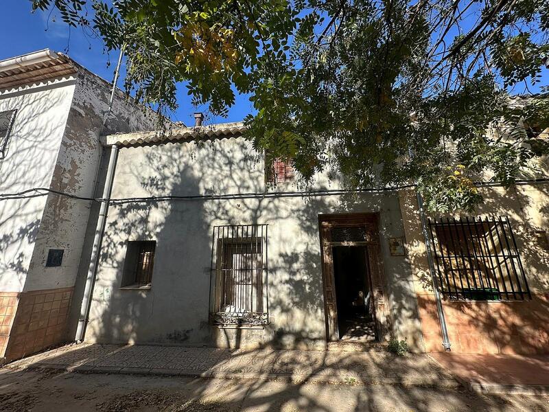 6 Schlafzimmer Landhaus zu verkaufen