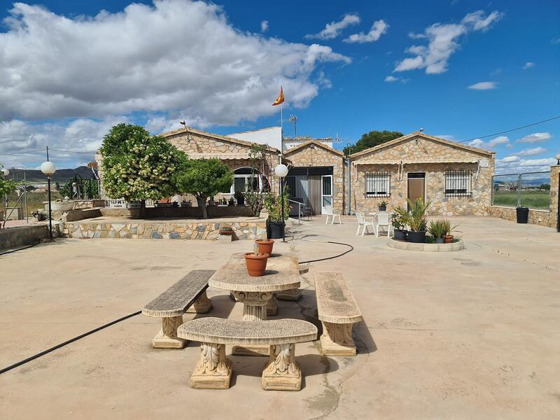 Country House for sale in Yecla, Murcia