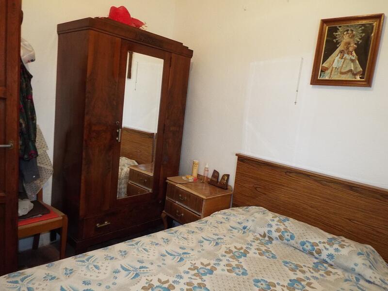 2 Schlafzimmer Landhaus zu verkaufen