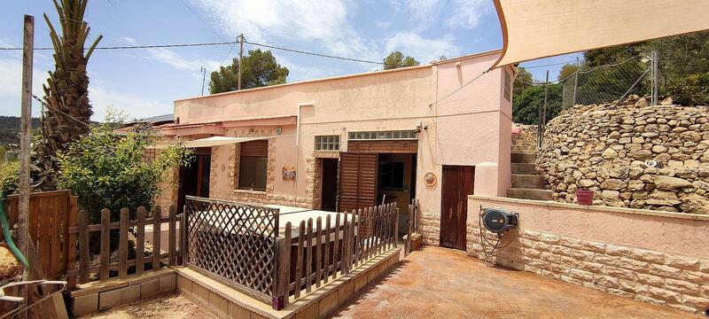 Cave House for sale in Chinorlet, Alicante