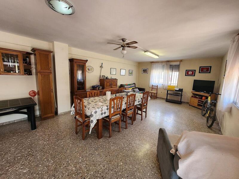 1 Cuarto Villa en venta