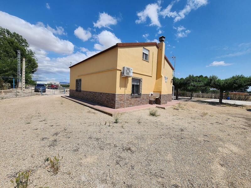 1 Cuarto Villa en venta