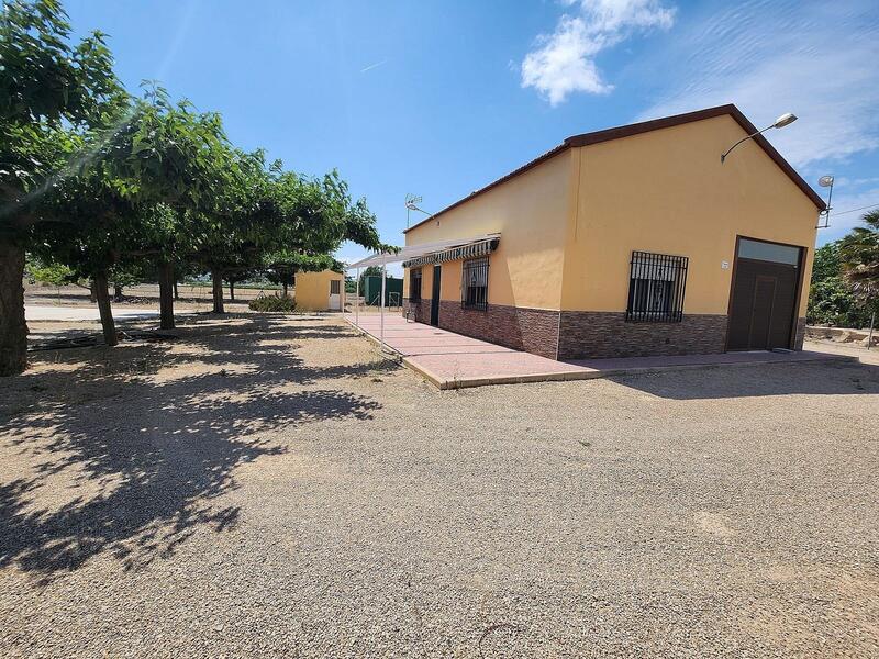 1 Cuarto Villa en venta