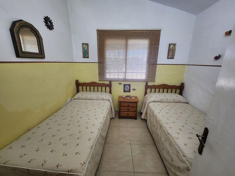 2 Cuarto Villa en venta