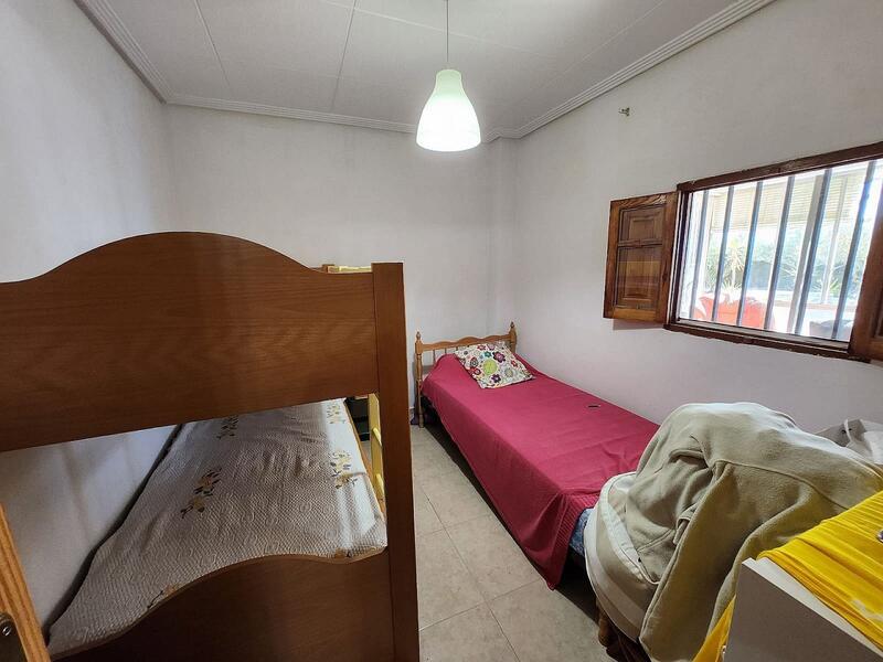 2 Cuarto Villa en venta