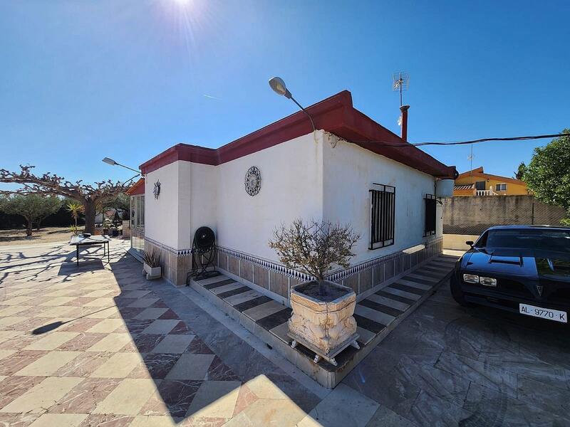 2 Cuarto Villa en venta