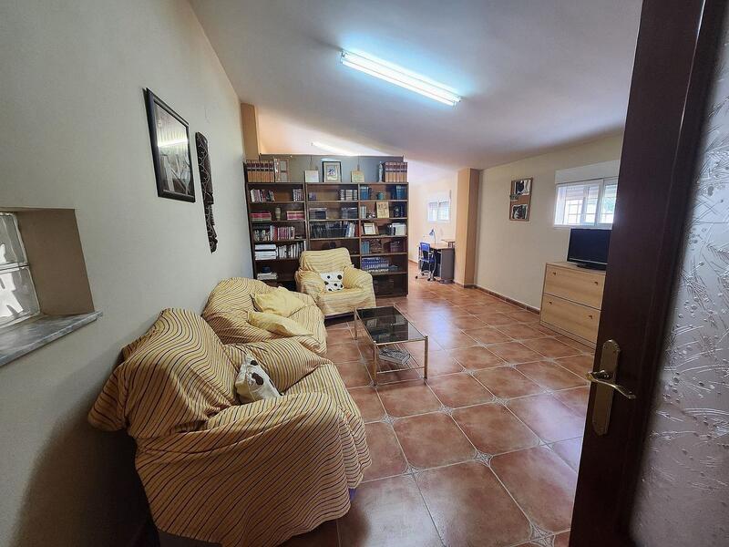 7 Cuarto Casa de Campo en venta