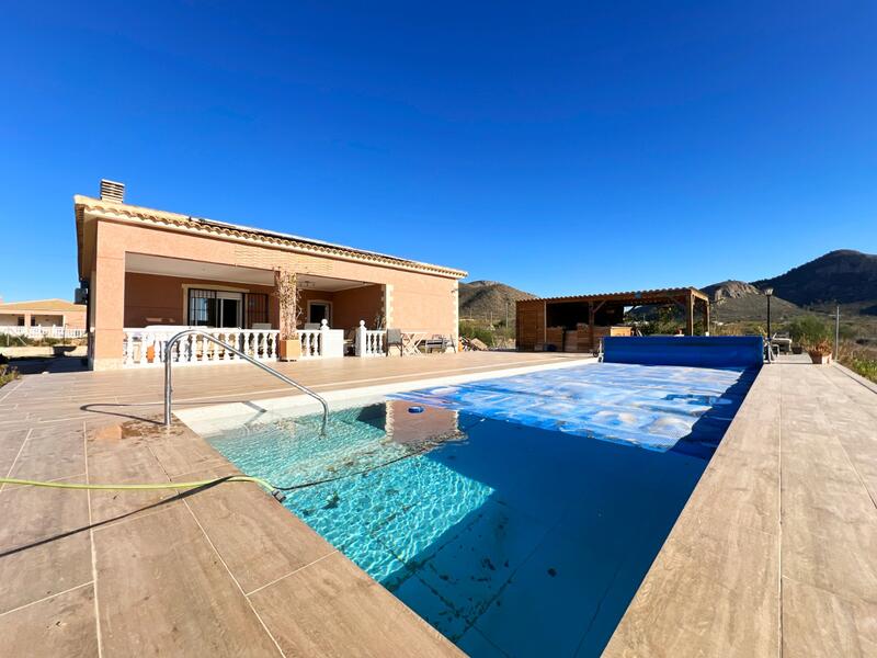 Villa à vendre dans Barbarroja, Alicante