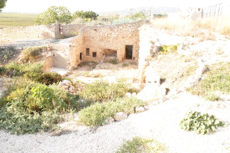 Casa Cueva en venta en Pinoso, Alicante