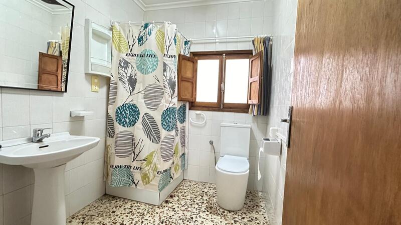 3 Cuarto Terrenos en venta