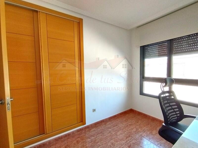 3 bedroom Apartment for sale