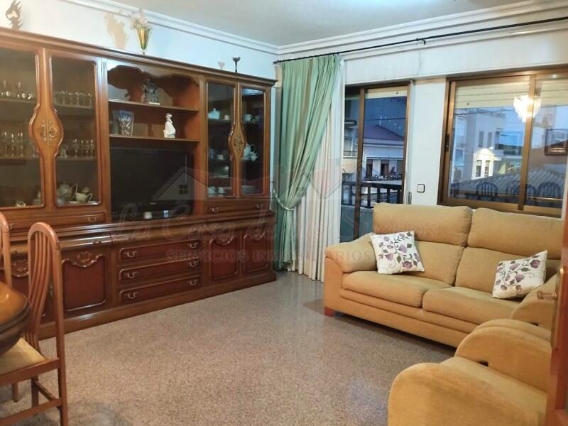 Apartamento en venta en Elda, Alicante