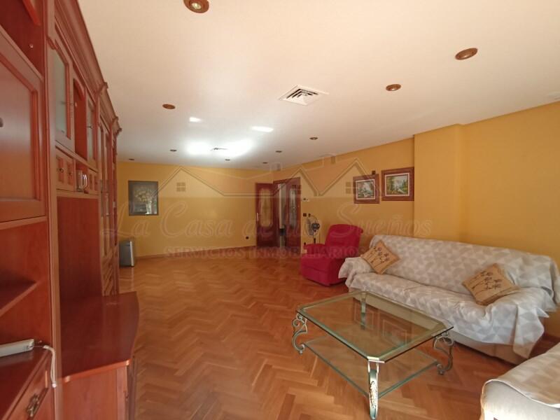 4 Cuarto Villa en venta