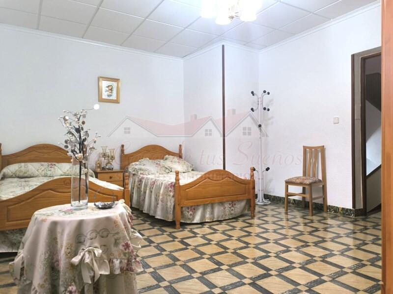 3 Schlafzimmer Landhaus zu verkaufen