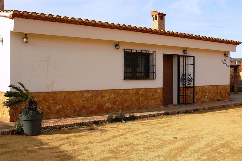 Country House for sale in Sax, Alicante