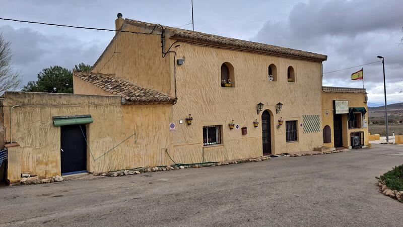 5 Cuarto Local Comercial en venta