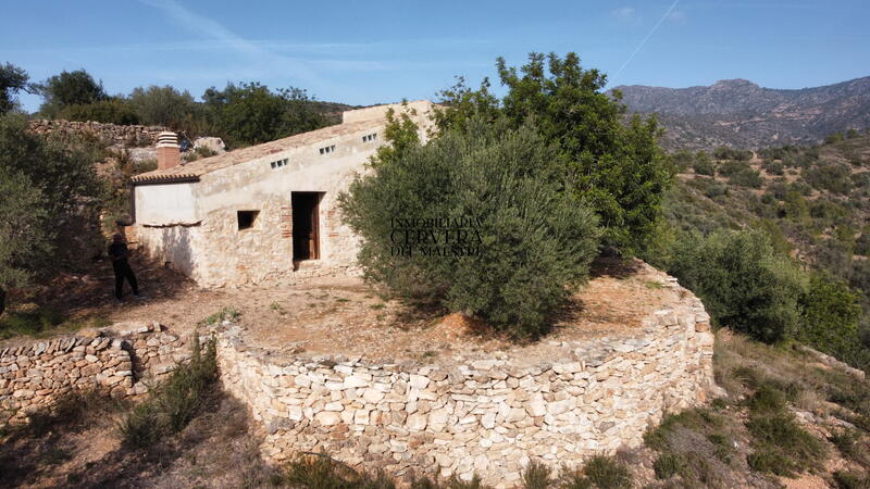 Country House for sale in Tivenys, Tarragona