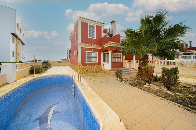 Villa for sale in Los Dolses, Alicante