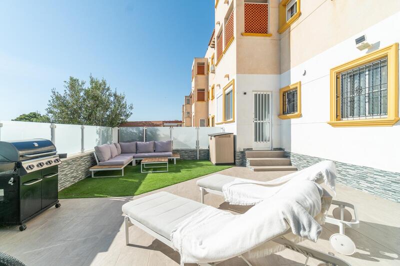 Appartement zu verkaufen in Lomas De Cabo Roig, Alicante