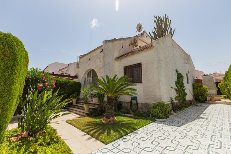 Stadthaus zu verkaufen in Torrevieja, Alicante