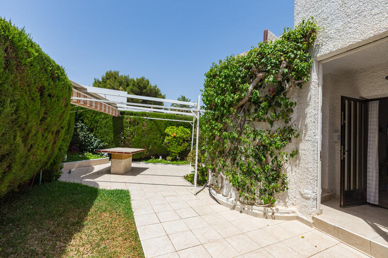 3 Schlafzimmer Stadthaus zu verkaufen