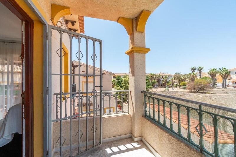 2 Cuarto Villa en venta