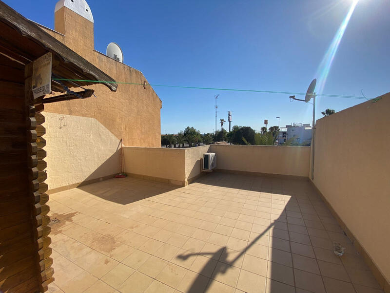 2 Cuarto Villa en venta