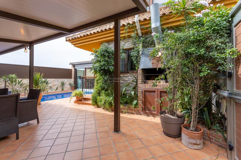 Villa à vendre dans Los Montesinos, Alicante