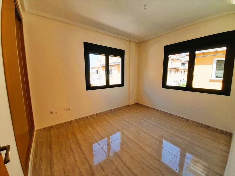 3 Cuarto Villa en venta