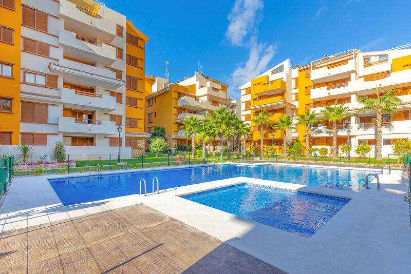 Apartment for sale in Punta Prima, Alicante