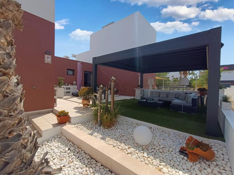 Duplex till salu i Algorfa, Alicante