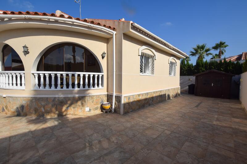 3 Cuarto Villa en venta