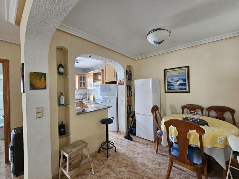 2 Cuarto Villa en venta