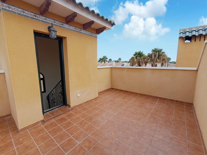 3 Cuarto Villa en venta