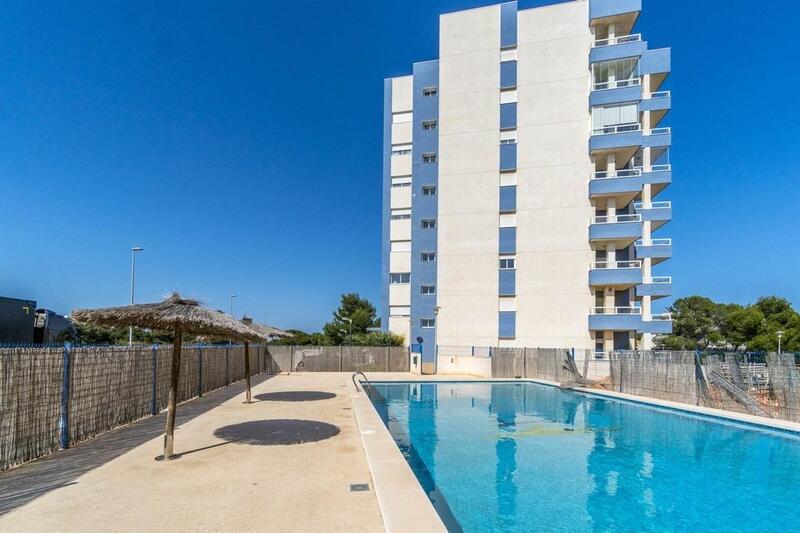 Appartement Te koop in Campoamor, Alicante