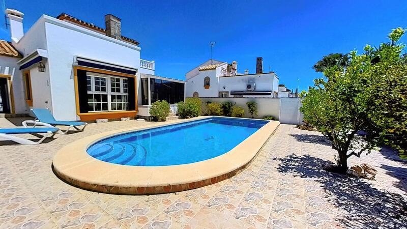 3 bedroom Villa for sale