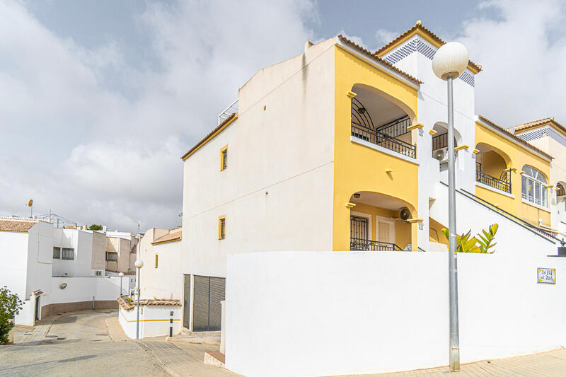 2 Cuarto Dúplex en venta