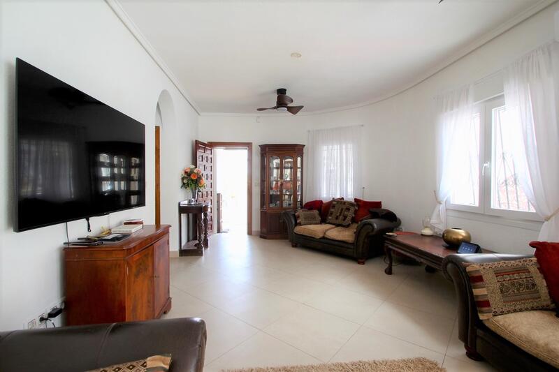 3 Cuarto Villa en venta