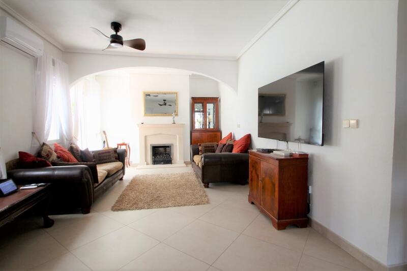 3 Cuarto Villa en venta