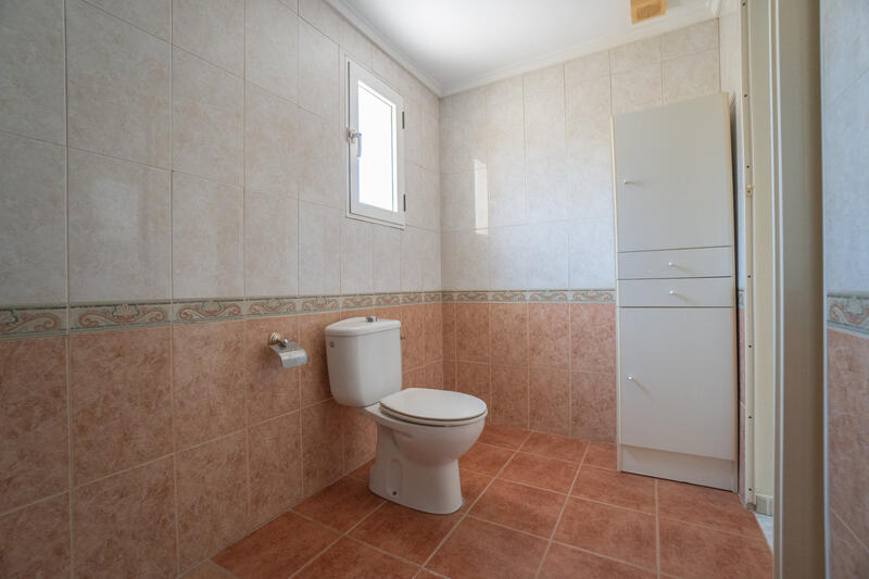 2 Cuarto Villa en venta