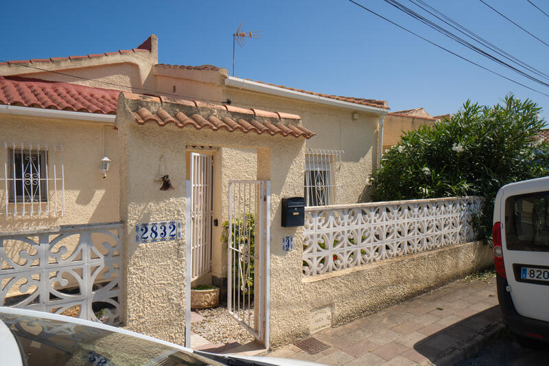 2 Cuarto Villa en venta