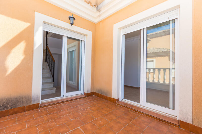 2 Cuarto Villa en venta